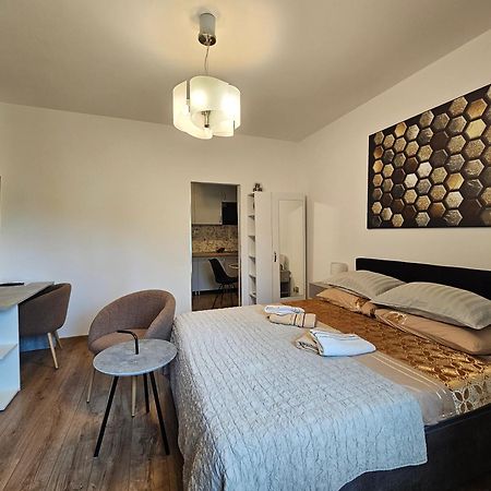 Zita - Heart Of Rovinj, Apartment For 2, Free Parking, 2Min Center, 5Min Beach Walk Экстерьер фото